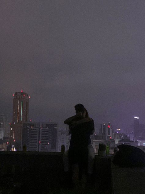 Rooftop Couple Aesthetic, Couple On Rooftop, Bangkok Rooftop, Roommate Experiment, Coquette Princess, Outdoor Aesthetic, Camping Style, Night Couple, Building Roof