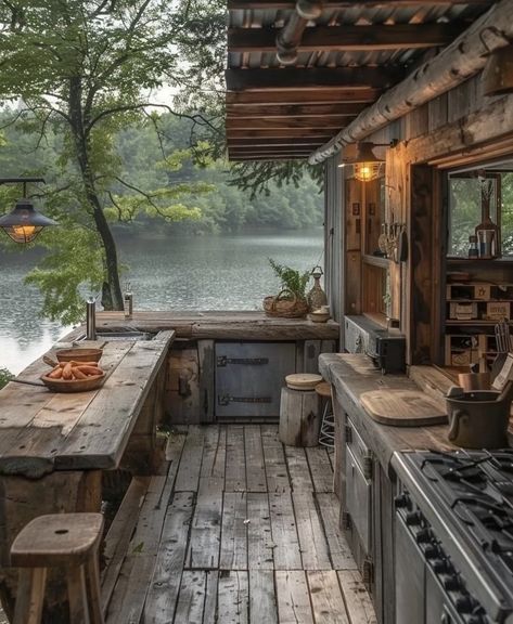 Elle Lookbook (@EvaLovesDesign) on X Forest Cabin, Cabin Exterior, Bbq Kitchen, Autumn Scenery, Dream Living, Outdoor Bbq, Sustainable Home, Slow Living, Rustic Interiors