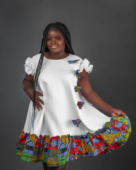 Material Gown, African Dress Patterns, African Traditional Wear, Fancy Short Dresses, Long Dress Plus Size, Girls Dress Sewing Patterns, African Fashion Designers, Short African Dresses, Kente Styles