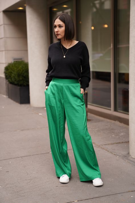 Looking for new fashion ideas? We bring you the satin palazzo trousers you will love in emerald green. Super comfy and great for combining with a pair of white sneakers and black jumper. Add some colour to your everyday outfit! Accessorise with your favourite jewellery pieces. Click the link to shop the Drop by You! Green Satin Pants Outfit, Green Trousers Outfit, Satin Pants Outfit, Laura Blair, 2023 Ootd, Wide Leg Trousers Outfit, Green Pants Outfit, Trouser Outfit, Palazzo Trousers