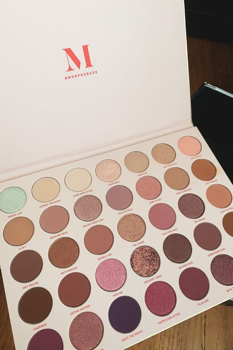 Makeup Palette Aesthetic, Morphe Pallete, Makeup Closet, Big Eyeshadow Palette, Snapchat Makeup, Pink Eyeshadow Pallets, Morphe Eyeshadow Palette, Morphe Eyeshadow, Makeup Favs