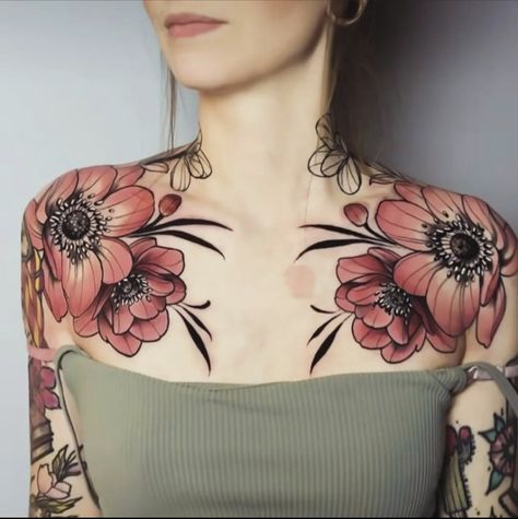 Chest Tattoo Designs Female, Traditional Chest Tattoo, Flower Neck Tattoo, Shoulder Piece, Traditional Tattoo Sleeve, Beautiful Flower Tattoos, Flower Tattoo Shoulder, Chest Tattoos For Women, Chest Piece Tattoos