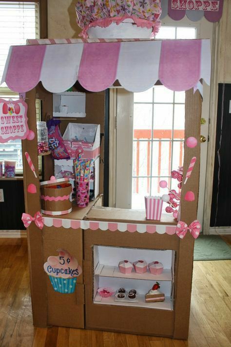 Candy Shop Decorations, Cardboard Houses For Kids, Cardboard Crafts Kids, Cardboard Playhouse, Cardboard Box Crafts, Cardboard Toys, Box Crafts, Cardboard House, Ice Cream Party