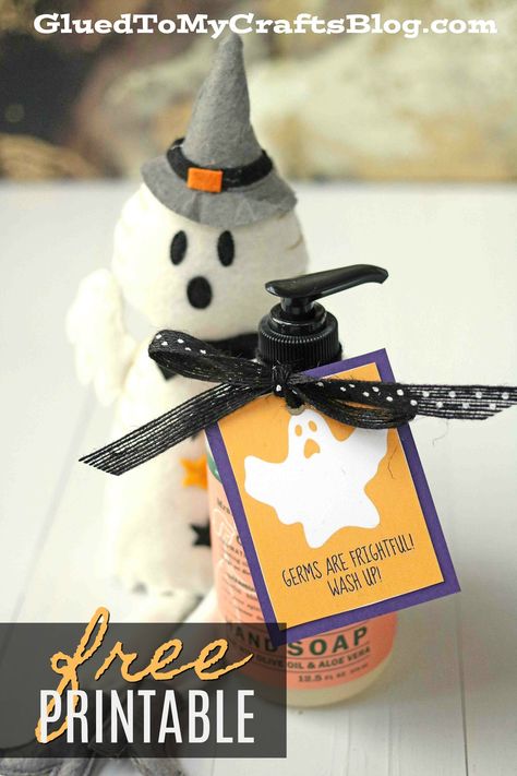 Halloween Soap Tags, Halloween Crafts For Kids To Make, Halloween Soap, Flowers For Valentines Day, Teacher Holiday Gifts, Halloween Crafts For Toddlers, Halloween Crafts Preschool, Halloween Classroom, Fun Halloween Crafts