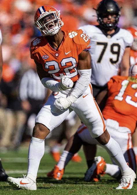 Clemson linebacker Trenton Simpson celebrates after making a sack against Wake Forest. 11/20/2021. Outside Linebacker Drip, Linebacker Drip, Drip Ideas, Nfl Wallpaper, Collage Football, Football Drip, Football Pics, Nfl Football Pictures, Clemson Football