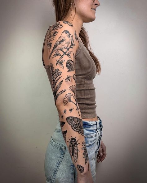 Natur Tattoo Arm, Earthy Tattoos, Whimsical Tattoos, Nature Tattoo Sleeve, Garden Tattoos, Mushroom Tattoos, 4 Tattoo, Vine Tattoos, Plant Tattoo