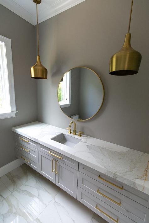 Gray And Gold Bathroom, Grey And Gold Bathroom, Grey Bathroom Cabinets, Portugal House, Teen Bathrooms, Wall Mount Vanity, Luxury Bathtub, Fixtures Kitchen, Cabinet Glass