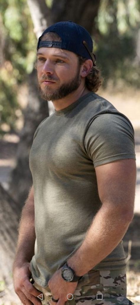 Bode Fire Country, Max Theriot Seal Team, Max Thieriot Seal Team, Fire Country Tv Show, Rugged Handsome Men, Max Theriot, Twd Characters, Fire Country, Max Thieriot