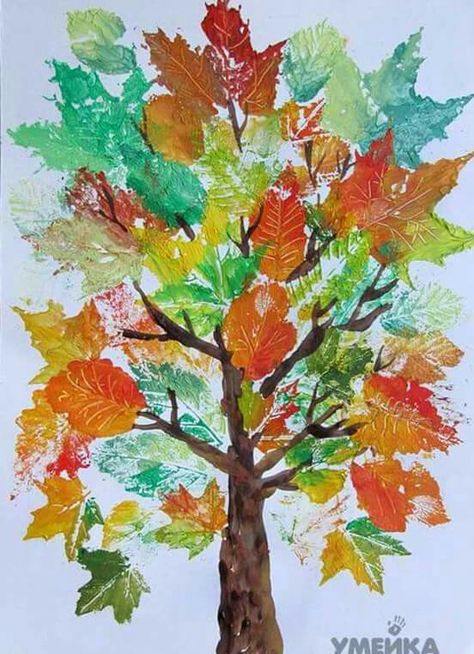 Tree With Leaves, Autumn Leaves Art, Fall Arts And Crafts, Fall Art Projects, Foil Packets, Leaf Crafts, Fall Crafts For Kids, Autumn Crafts, Painted Leaves