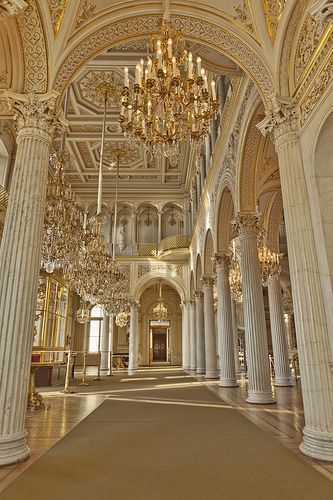 بيوت ملكية, Plakat Design Inspiration, Castle Aesthetic, Hermitage Museum, Castles Interior, Royal Aesthetic, Saint Petersburg Russia, Baroque Architecture, St Petersburg Russia