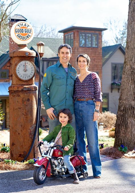 of American Pickers on the HISTORY channel, Mike Wolfe  most: Following dirt roads through sleepy towns across America in search of cobweb-covered gems from bygone eras. For Mike, these finds aren't things; they're stories. Some he sells at his shop, Antique Archaeology (with locations in Nashville and LeClaire, Iowa), a few he sets aside for design clients, and many find their way to his Leiper's Fork, Tennessee, home Leclaire Iowa, Pickers Antiques, Antiques Road Trip, Antique Archeology, Vintage Gas Pumps, American Pickers, Pompe A Essence, Dirt Roads, Gas Pump