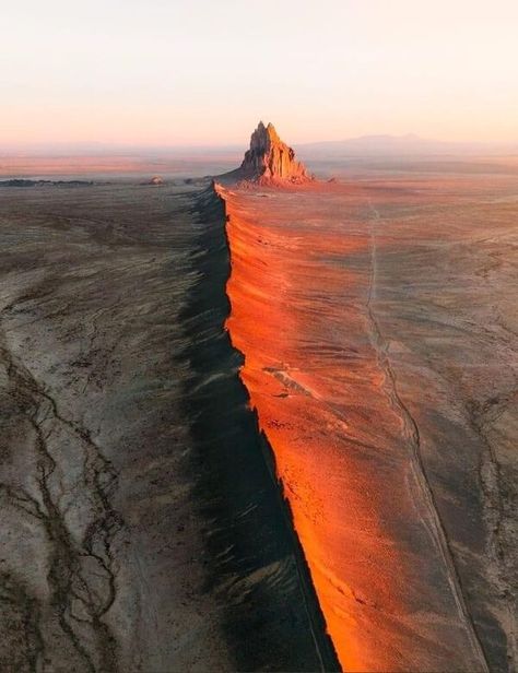 New Mexico Aesthetic, Shiprock New Mexico, Desert Landscape Photography, New Mexico Desert, New Mexico Landscape, New Mexico Art, Mexico Landscape, Carlsbad Caverns National Park, Black Rock Desert