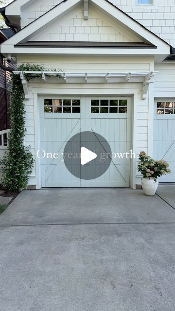 Bari J. Ackerman on Instagram: "We added the trellis and star jasmine late March 2023. And check out that hydrangea growth! #gardening #curbappeal #trellis #garagetrellis #starjasmine" Star Jasmine Trellis, Garage Door Trellis, Jasmine Trellis, Garage Trellis, American Foursquare, Porch Doors, Star Jasmine, Design Outdoor, Lifestyle Art