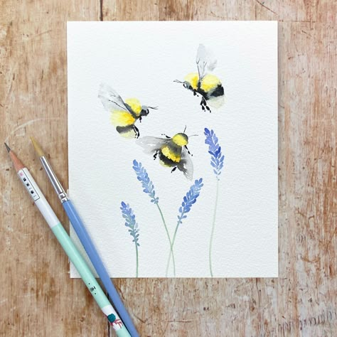 Learn to paint these beautiful loose bumble bees with my latest seasonal tutorial on my youtube channel. Click the link to watch! #bumblebee #watercolourbee #watercolorbee #beeillustration #watercolour #lavender #bees #learntowatercolor #painting Bee Artwork, Bee Drawing, Learn Watercolor Painting, Bee Painting, Watercolor Flowers Tutorial, Watercolor Paintings For Beginners, Diy Watercolor Painting, Watercolour Inspiration, Watercolor Projects