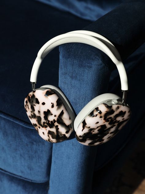 These custom headphone covers are created for the Apple AirPods Max model. They snap into place - making your headphones a piece of fashion you will want to show off! Please note that the case is not made from natural tortoise shell material.    The design is printed in a wrap-around style with high-quality inks using the latest and most up-to-date technology.  Made from premium hard plastic, the case protects your AirPods against bumps, drops, and scratches. Your AirPods Max covers will be prot Airpod Max Aesthetic, Airpod Max Cover, Airpod Max Case, Airpods Max Headphones, Max Headphones, Custom Headphones, Airpods Max Case, Tortoise Pattern, Apple Headphone