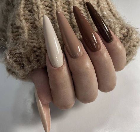 Beautiful Fall Nails, Fall Nails Ideas, Autumn Manicure, Fall Nail Design, Acrylic Nails Stiletto, Nails Stiletto, Nail Art Gel, Stiletto Nails Designs, Girly Acrylic Nails