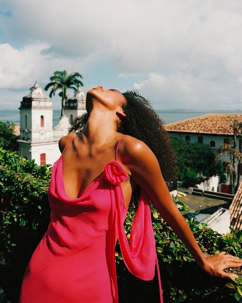 Sirena Dress Pink Rat And Boa, Beach Wedding Guests, Her Cut, Flower Corsage, Jairzinho, Tshirt Skirt, How To Pose, Guest Outfit, Glamorous Evening Gowns