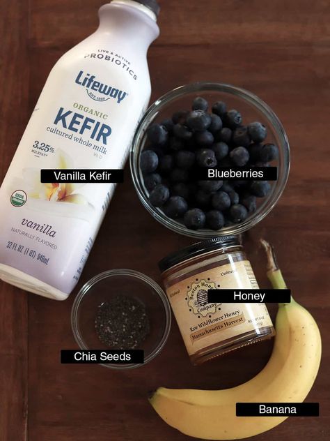 Show your belly some probiotic love with this refreshing and healthy kefir smoothie recipe. Featuring fresh blueberries and a touch of honey. Keifer Recipes Smoothie, Kefir Breakfast, Probiotic Smoothie, Kefir Smoothie, Kefir Recipes, Juice Smoothies Recipes, Smoothie Drink Recipes, Blueberries Smoothie, Health Smoothies