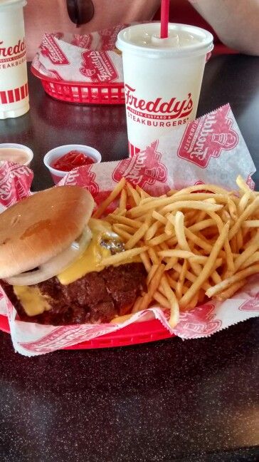 Freddy's Frozen Custard & Steakburgers Spring, TX Freddys Steakburgers, Hamburger Aesthetic, 2019 Vibes, Man Vs Food, Diner Restaurant, Frozen Custard, Restaurant Ideas, Dinner Meals, Food Places