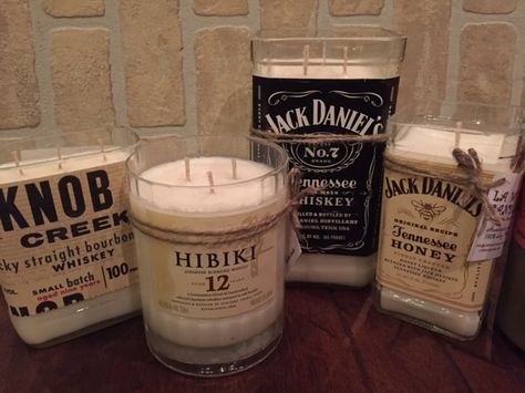 Repurpose Liquor Bottles Ideas, Jack Daniels Bottle Diy, Liquor Bottle Candles Diy, Alcohol Candles Diy, Whiskey Bottle Candle, Jack Daniels Crafts, Repurposed Bourbon Bottles, What To Do With Old Whiskey Bottles, Upcycle Whiskey Bottles