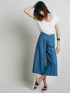 High Rise Chambray Gaucho Gaucho Pants Outfit, Goucho Pants, Culotte Style, Style Parisienne, Gaucho Pants, Sweaters Oversized, Fall Winter Outfits, Pants Outfit, Jean Outfits