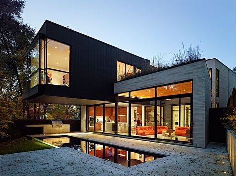 Cedarvale Ravine House by Drew Mandel Architects #modernhomes #home #homes #house #houses #cincinnati #ohio #dreamhome #dreamhomes #dreamhouse #dreamhouses #incredible #architecture #architect #realestate #luxury #living #exterior #interior Ravine House, Modern Glass House, Glass House Design, Architecture Cool, Modern Windows, Design Exterior, House Windows, Prefab Homes, Modern Exterior