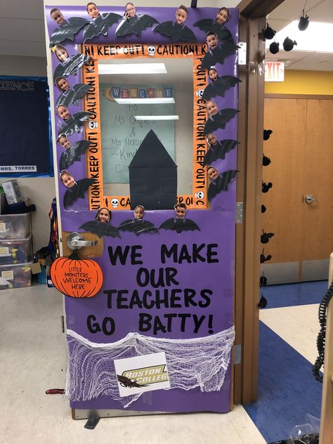 Halloween Prek Classroom Door, Infant Classroom Door Ideas Halloween, Halloween Door Decorations Daycare, Bat Door Decorations For School, Cute Halloween Door Ideas, Halloween Door Decorating Classroom, Halloween Teacher Door Decorations, Halloween Door Decorations Classroom High School, Preschool Halloween Door Ideas