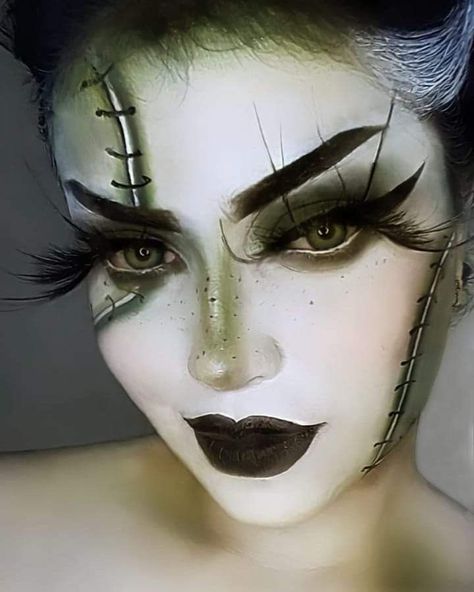 Easy Bride Of Frankenstein Makeup, Punk Bride Of Frankenstein, Bride Frankenstein Makeup, Frankenstein Bride Makeup, Halloween Costumes Frankenstein, Female Frankenstein Costume, Frankenstein Bride Costume, Halloween Makeup 2023, Diy Bride Of Frankenstein Costume