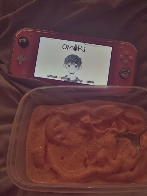 Nintendo Lite Aesthetic, Low Calorie Deficit, Switch Lite Aesthetic, Nintendo Switch Lite Aesthetic, Totoro Aesthetic, Gamer Snacks, Food Minimalist, Calorie Counting Diet, Nintendo Lite