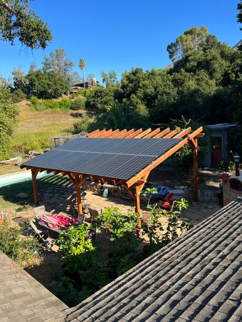 Solar Panel Patio Cover, Pergola With Solar Panels, Pergola Solar Panels, Solar Pergola, Diy Arbour, Carport Plans, Philippine Houses, Solar Panels Roof, Outside Pool