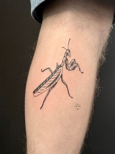 By Kuya Tattoos Praying Mantis Tattoo Stencil, Cartoon Bug Tattoo, Prey Mantis Tattoo, Stick Bug Tattoo, Praying Mantis Tattoo Traditional, Mantis Tattoo Design, Impulsive Tattoos, Praying Mantis Drawing, Bugs Tattoo