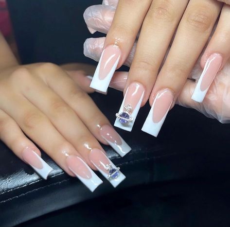 White French Tip Nails Medium Length, Nails Acrylic Plain, Baddie Nails Acrylic White, White Acrylic Toes, Plain Nails Acrylic, French Tip Nails With Gems, Nail Inspo Baddie, Long French Tip Nails, Acrylic Toe Nails