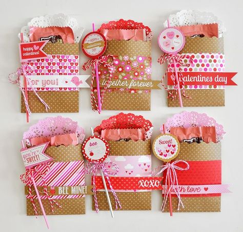 Valentines Treat Bags  by Wendy Sue Anderson     Hi Doodlebug friends - it's Wendy Sue , sharing a fun little project.  Chocolate is alwa... Valentines Treat Ideas, Valentine Paper Crafts, Diy Valentines Day Gifts For Him, Valentines Collection, Valentines Gift Bags, Valentines Day Food, Valentine Projects, Valentines Crafts, Treat Holders