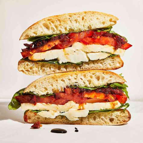 This caprese sandwich is fresh from the basil and hearty from thick, crusty ciabatta. The sun-dried tomatoes deepen the flavor. Protein Sandwiches, Healthy Chicken Sandwich Recipes, Protein Lunches, Protein Dinners, Veggie Sandwiches, Packable Lunches, Vegetarian Sandwiches, Packable Lunch, Hummus Sandwich