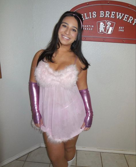 Fembot halloween Fembot Halloween Costume, Fembot Costume, College Halloween Costume, Hot Halloween Outfits, Hot Halloween, Austin Powers, College Halloween, Halloween Costumes College, Halloween Costume Ideas