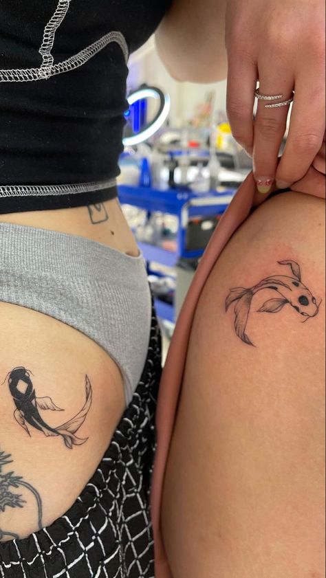 Odesza Tattoo, Tui And La Tattoo, Avatar The Last Airbender Tattoo, Women's Back Tattoos, Aries Tattoos, Maching Tattoos, Inspo Tattoo, Bff Tattoos, Tattoos For Black Skin