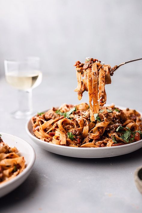 Vegan Puy Lentil Ragu Tagliatelle Pasta #vegan #recipe #pasta #lentils Cajun Food Photography, Vegan Tagliatelle, Pasta Lentils, Ragu Pasta, Lentil Ragu, Pasta Menu, Tagliatelle Pasta, Dinner Vegetarian, Ragu Recipe