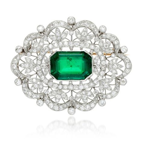 The Anglesey Emerald: an emerald and diamond brooch, circa 1900 | Classic Design Including Property of the Marquess of Anglesey | 2024 | Sotheby's Pin Necklace, Water Pearl Necklace, Pearl And Diamond Necklace, Diamond Brooch, Tiffany And Co, Gorgeous Jewelry, Diamond Design, Emerald Diamond, Tiffany & Co.