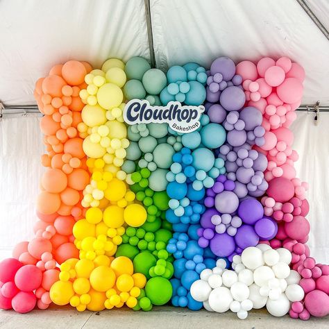 With all the wet weather we have been having in Florida, it was nice to bring a rainbow to #centralflorida and such special occasion for @cloudhopbakeshop grand opening 🙌 our ombré rainbow balloon wall is what balloon dreams are made of 🤩 . . #floridarain #floridarainbow #wintergardensmallbusiness #wintergardenballoonservice #corporateballoons #grandopening #orlandoballoondecor #wintergarden #orlandoballoonsdelivery #orlandoballoonarch #balloongarlandorlando #orlandoballoongarlands #balloonso... Rainbow Balloon Wall, Rainbow Balloons, Balloon Wall, Balloon Decor, Wet Weather, Central Florida, Balloon Arch, Orlando Florida, Balloon Garland