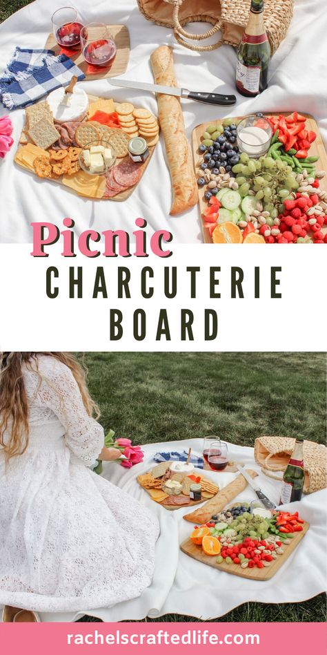 Picnic Food Ideas Charcuterie, Charcuterie Picnic Board, Charcuterie Board Ideas For Picnic, Picnic Charcuterie Board For Two, Picnic Charcuterie Board Ideas, Charcuterie Board Picnic Ideas, Charcuterie Board For Picnic, Picnic Board Ideas, Simple Picnic Food Ideas For Two