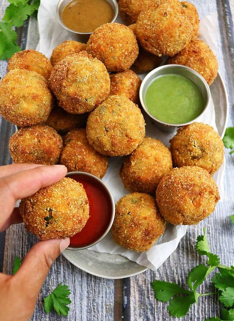 Veg Croquettes, Spinach Croquettes, Fish Croquettes, Oven Roasted Carrots, Spicy Carrots, Croquettes Recipe, Fall Fun Food, Fall Appetizers, Vegetarian Meal Plan