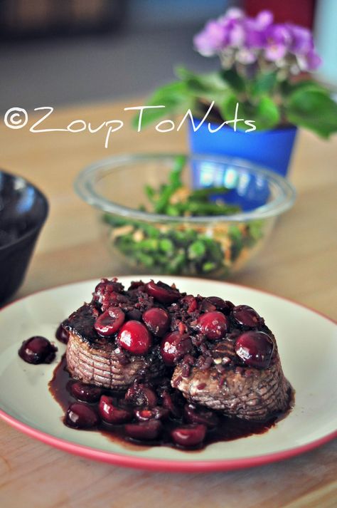 pan-seared steak with red wine-cherry sauce New York Steak Recipe, Steak Diane, Venison Steak, Pan Seared Steak, Cherry Sauce, Healthy Beef, Cherry Wine, Seared Steak, Cherry Recipes