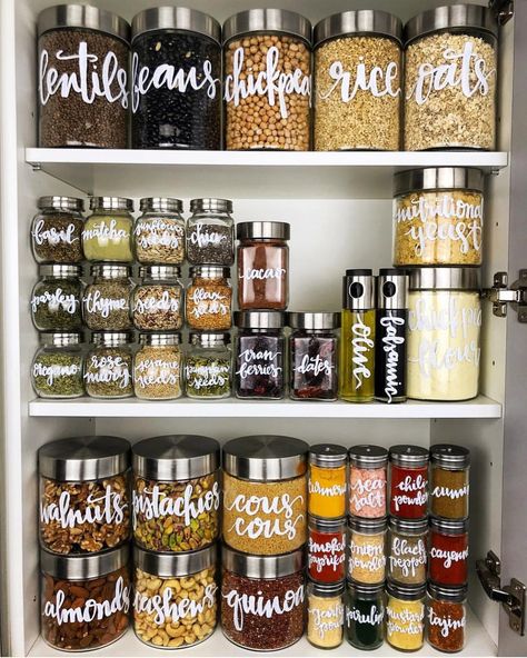 Pantry goals! We are loving everything about it 😍 What’s your favorite pantry item? Via @steffanag Top Of Kitchen Cabinet Decor Ideas, Desain Pantry Dapur, Top Of Kitchen Cabinets, Organized Pantry, Pantry Organisation, Desain Pantry, Kabinet Dapur, Kitchen Organization Pantry, Kitchen Organisation