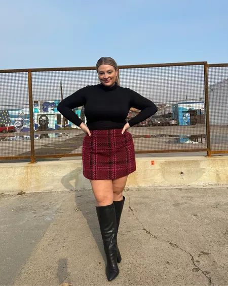 Mini Skirt And Boots Outfit Plus Size, Plus Size High Boots Outfits, Winter Outfits Plus Size Women, Plus Size Tall Boots Outfits, Knee High Boots Outfit Midsize, Plus Size Outfits With Boots, Torrid Outfits 2023, Plus Size Boots Outfit, Plus Size Knee High Boots Outfits