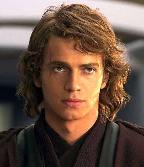 Hayden Christensen 90s, Anakin Vader, Fictional Character Crush, Oki Doki, Anakin And Padme, Star Wars Anakin, Star Wars Men, Hayden Christensen, Anakin Skywalker