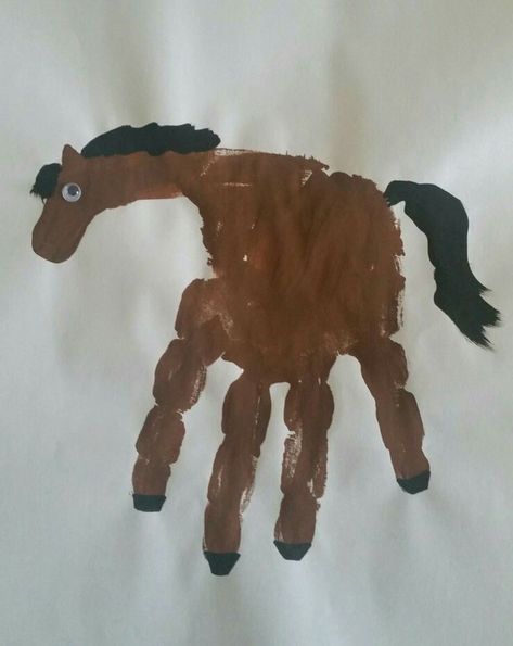 H Is For Horse, Farm Theme Crafts, Farm Activities Preschool, Farm Animals Preschool, Farm Animals Activities, Toddler Projects, Farm Theme Preschool, Farm Animal Crafts, Farm Craft