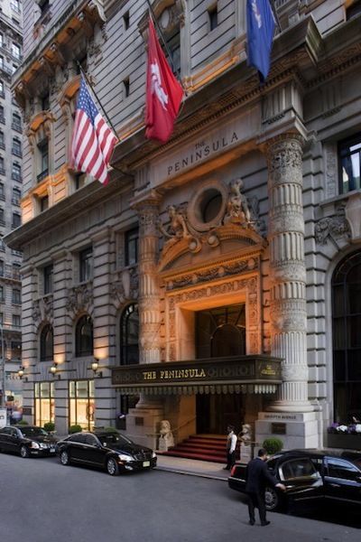 The Best Family-Friendly Hotels in New York Beaux Arts Architecture, Peninsula Hotel, New York Vacation, Voyage New York, Nyc Hotels, Family Friendly Hotels, New York Hotels, Most Luxurious Hotels, Rockefeller Center