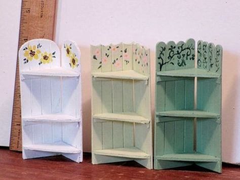 Barbie House Furniture, Diy Barbie House, Garden Corner, Popsicle Crafts, Doll Furniture Diy, Diy Barbie Furniture, Doll House Plans, Diy Doll Miniatures, Mini Doll House