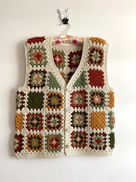 Crochet Granny Square Vest for Men, Unisex Vest, Crochet Sweater, Bohemian Vest, Hippie Clothing, Men for Buttoned Waistcoat, Vest for Women - Etsy Granny Square Vest Layout, Gilet Granny Square, Cool Crochet Granny Squares, Granny Square Crochet Color Combinations, Mens Crochet Vest, Granny Square One Color, Granny Square Vests, Granny Square Colors, Granny Square Vest Pattern