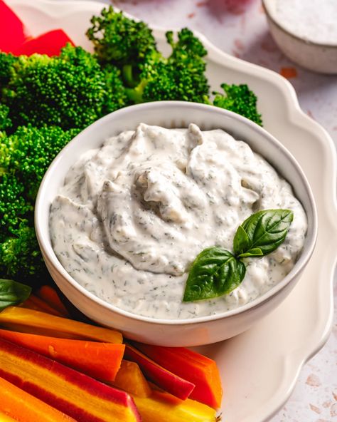 Dill Dip Recipe, Vegetables Chips, Dill Dip Recipes, Cold Dip Recipes, Best Fish Recipes, Dried Dill, Winter Salad Recipes, A Couple Cooks, Dill Dip